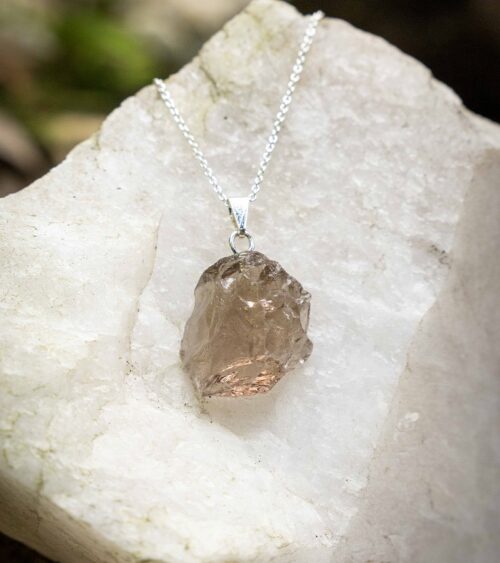 collar cuarzo ahumado baño de plata
